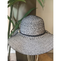 Autn- Pearl Ribbon Hat