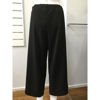 Domchi Black 3/4 Pants