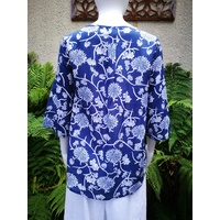 Caju Printed V Veck Top