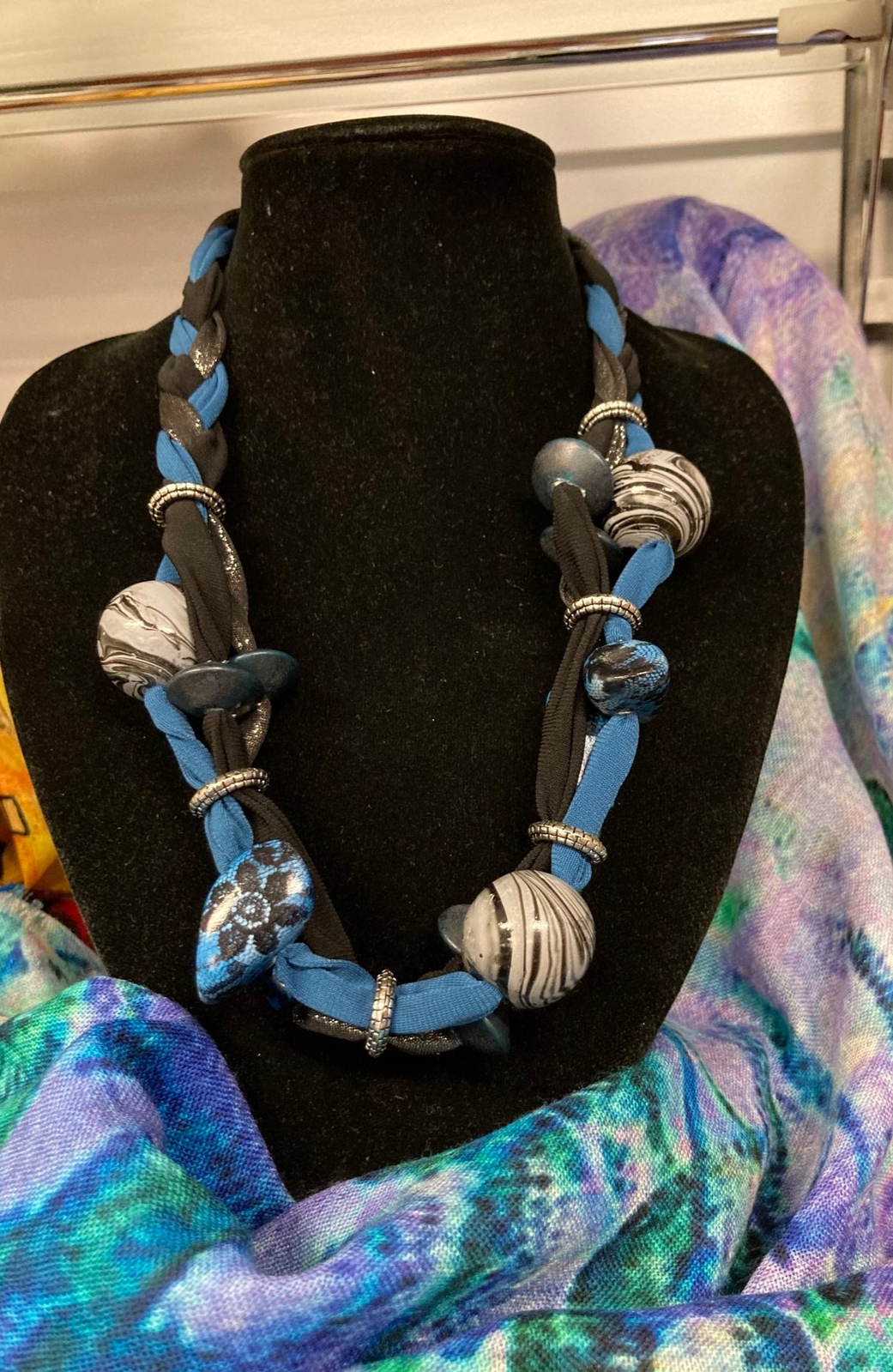 Selrah Lightweight Wooden Jewellery Set Lightning