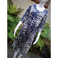 Domchi Dress with Pocket on Side in Cool Fabric