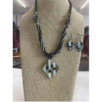 Selrah Lightweight Wooden Jewellery Set  - April