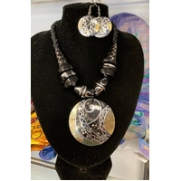 Selrah Lightweight Wooden Jewellery Set  - Rosie