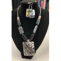 Selrah Lightweight Wooden Jewellery Set  - Charlie